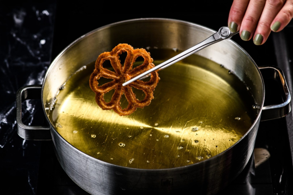 Tiegeleisen, Satz mit drei Teilen - Plate-it