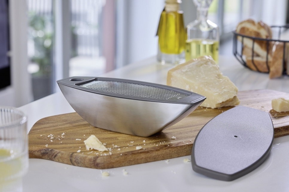 Parmesanreibe mit Behälter - Zack