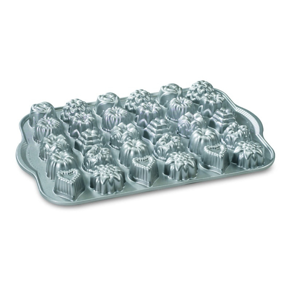 Backform - Bundt Tea Cakes & Candies Pan - Nordic Ware in der Gruppe Backen / Backformen / Kuchenformen bei The Kitchen Lab (1288-14046)