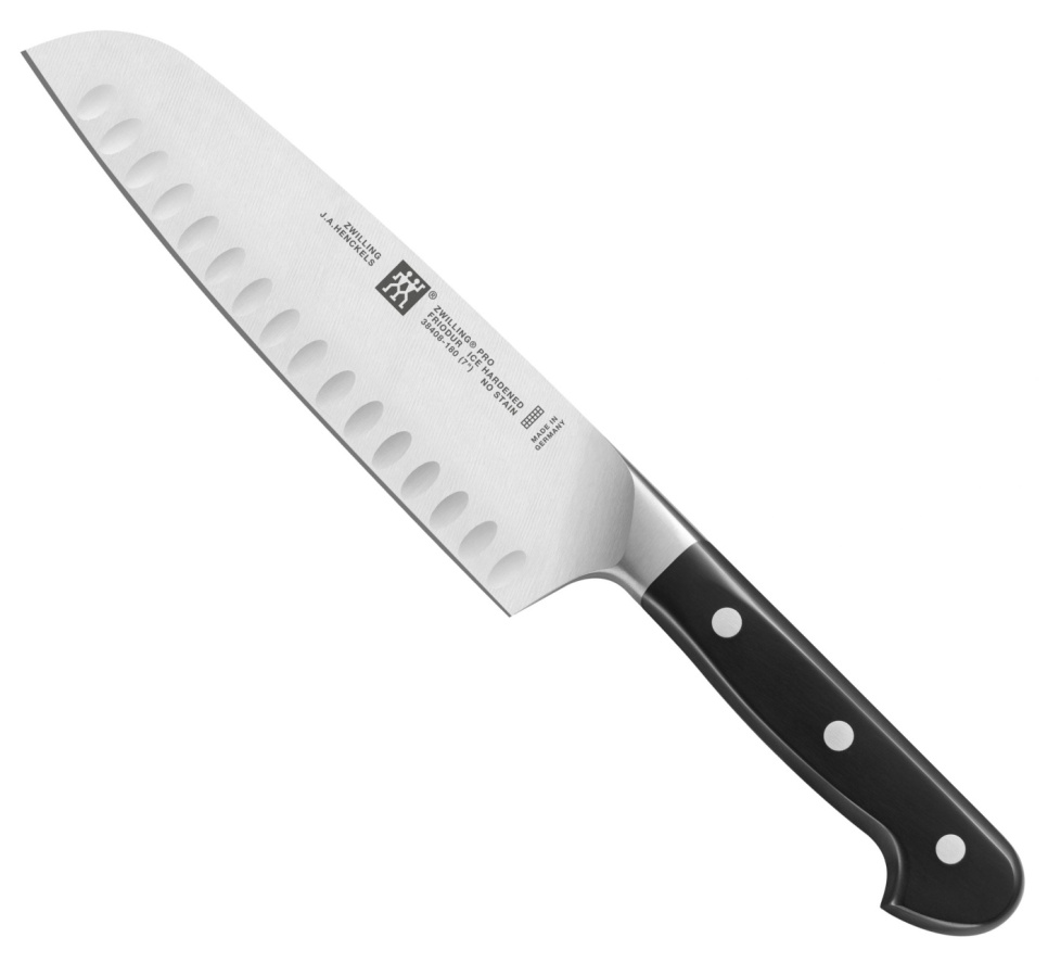 Santokumesser mit Wellenschliff, 18 cm - Zwilling Pro in der Gruppe Kochen / Küchenmesser / Santoku-Messer bei The Kitchen Lab (1418-14090)