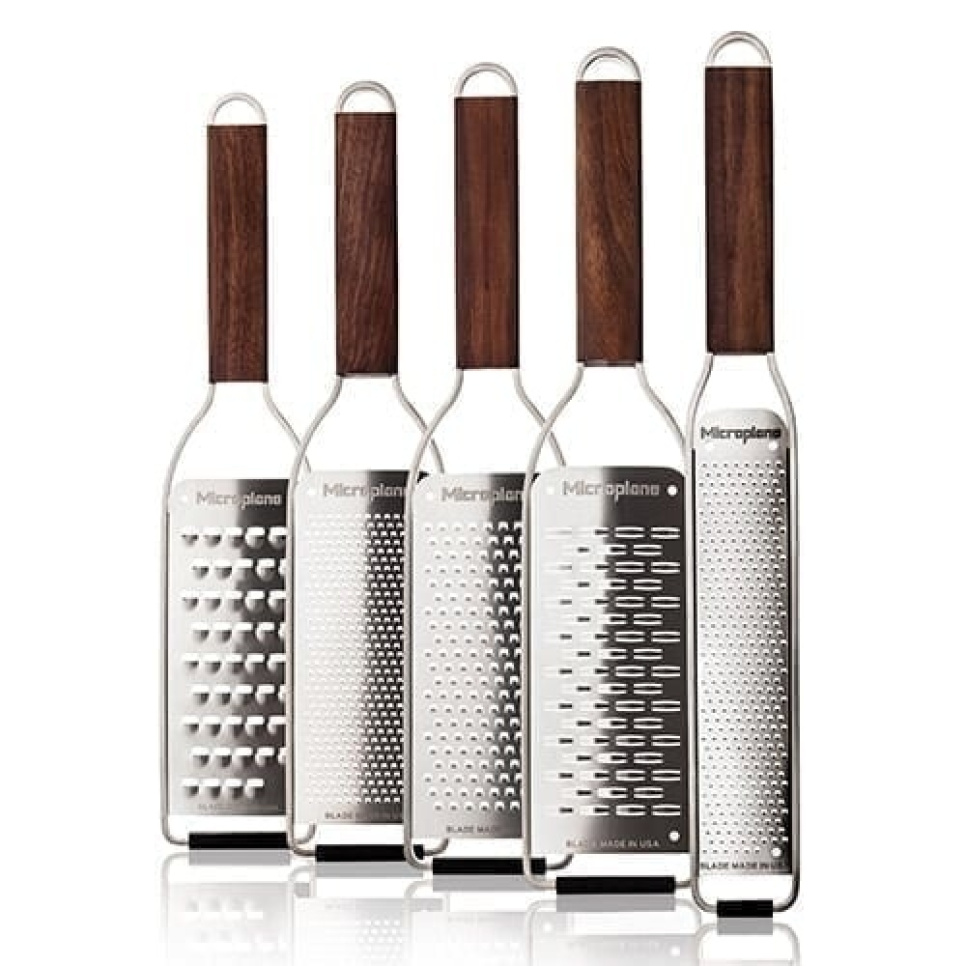 Reibe, Master, mit Walnussgriff - Microplane in der Gruppe Kochen / Reiben, Spiralisieren & Schneiden / Reiben bei The Kitchen Lab (1422-15217)
