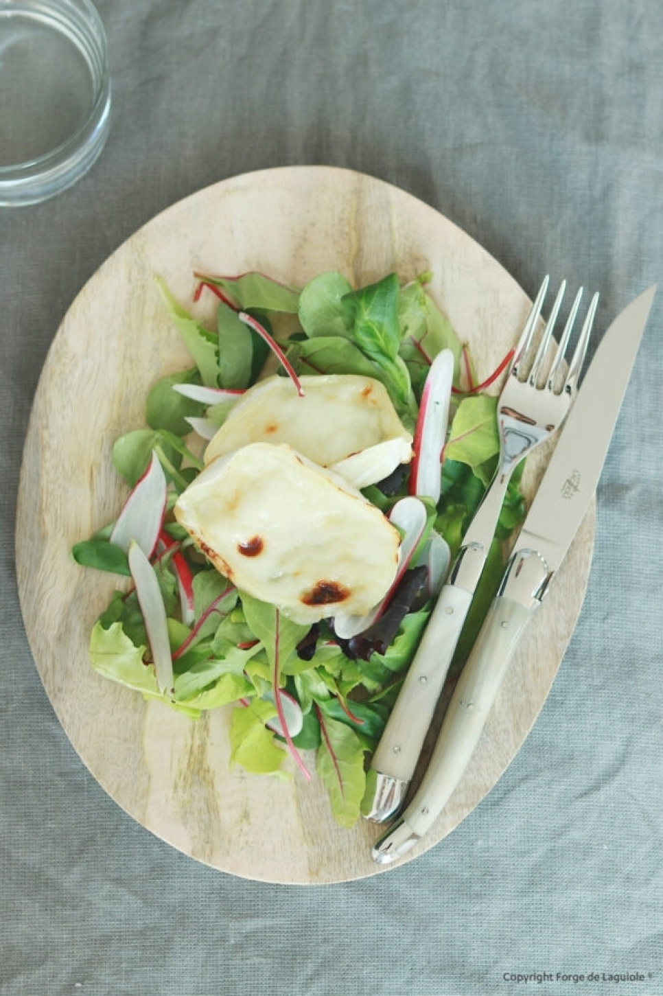 Messer und Gabel, Griff aus hellem Horn, poliert, Tradition - Forge de Laguiole