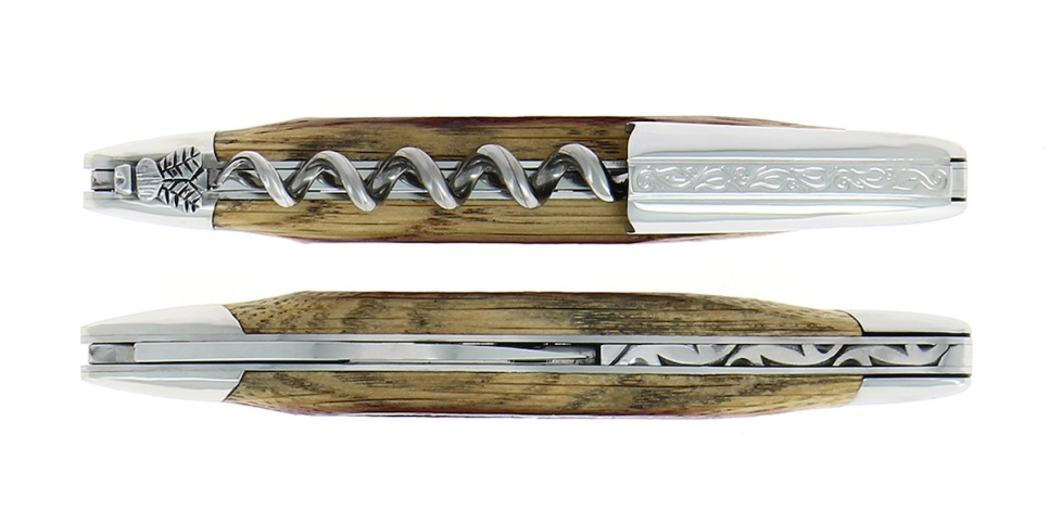 Hölzernes Sommelier-Messer aus Eichenfässern, damasziert mit Dekoration, Kollektion - Forge de Laguiole in der Gruppe Bar & Wein / Weinzubehör / Sommeliermesser & Flaschenöffner bei The Kitchen Lab (1446-32973)