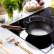 Stir-Fry-Pfanne aus Kohlenstoffstahl, eingebrannt - Joyce Chen