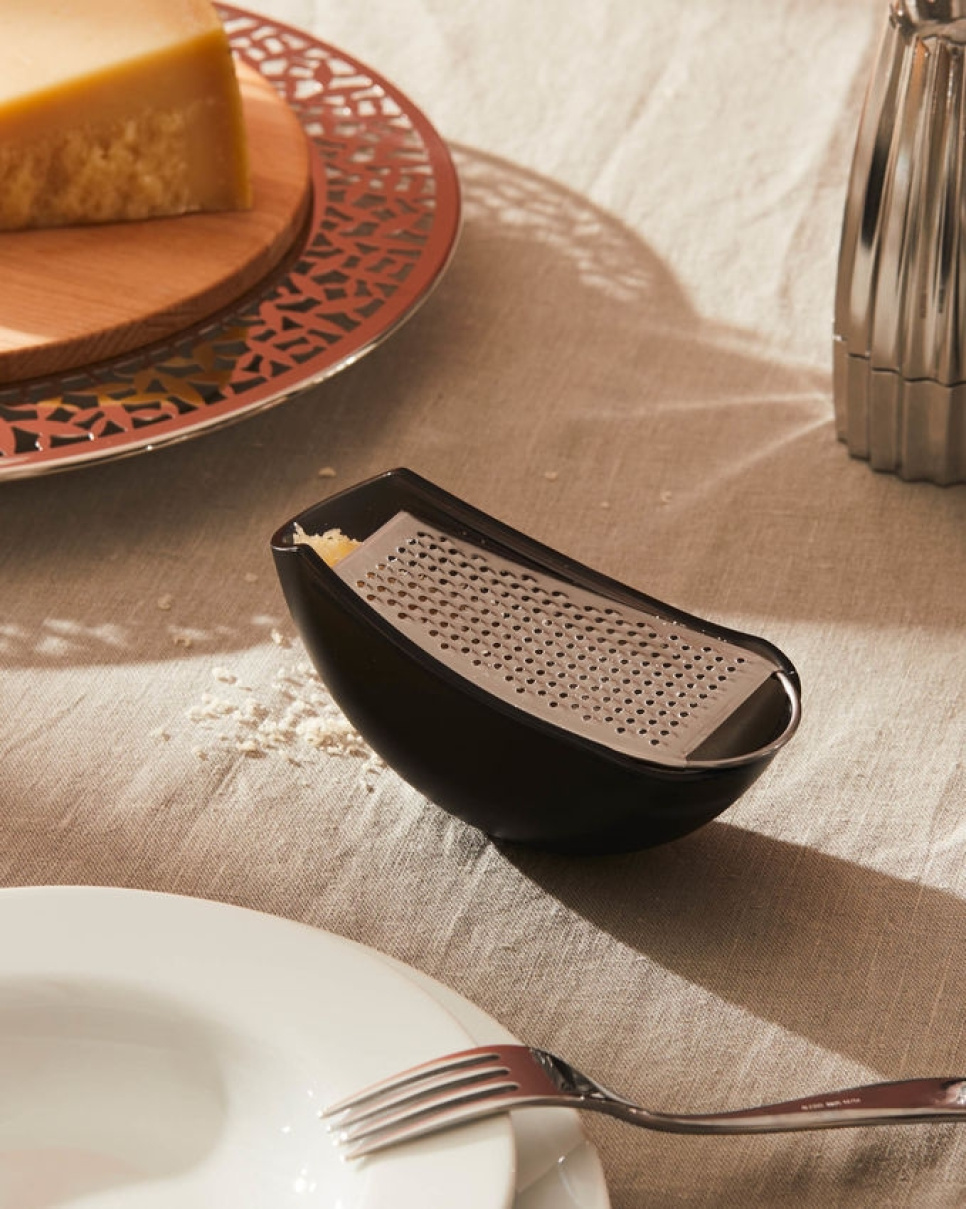 Parmesanreibe, Parmenide - Alessi