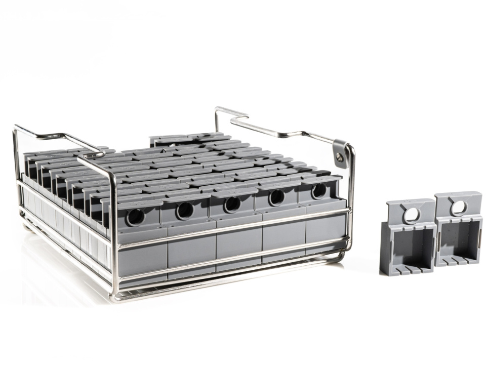 Formensatz mit 30 Silikonformen, 5,5 cm Würfel für Alinia Klareeismaschine - 100% Chef in der Gruppe Küchengeräte / Kühlen & Einfrieren / Eismaschinen bei The Kitchen Lab (1532-31046)