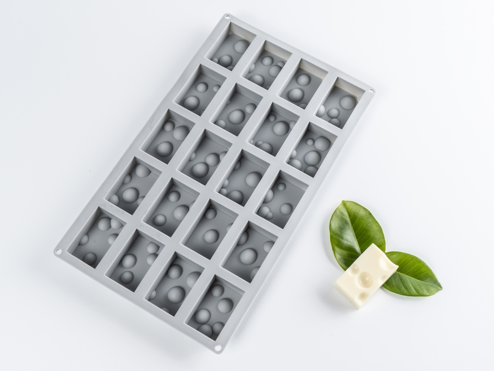 Silikonform für Dekoration, Emmentaler - 100% Chef in der Gruppe Backen / Backformen / Silikonformen bei The Kitchen Lab (1532-31082)
