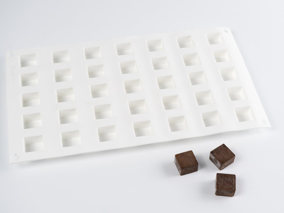 Silikonform für Dekoration, Würfel - 100% Chef in der Gruppe Backen / Backformen / Silikonformen bei The Kitchen Lab (1532-31086)