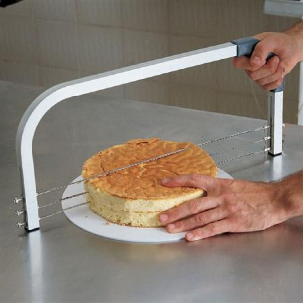 Kuchensäge/Schrägsäge Profi-Modell - Martellato in der Gruppe Backen / Backutensilien / Ausstecher & Stanzringe bei The Kitchen Lab (1710-19141)