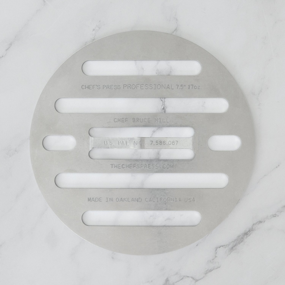 The Chef´s Press, runde Steak-Presse - Bruce Hill - 16 oz (Vorbestellung: Versand in Woche 25) in der Gruppe Kochen / Küchenutensilien / Pressen & Mörser bei The Kitchen Lab (1891-28650)