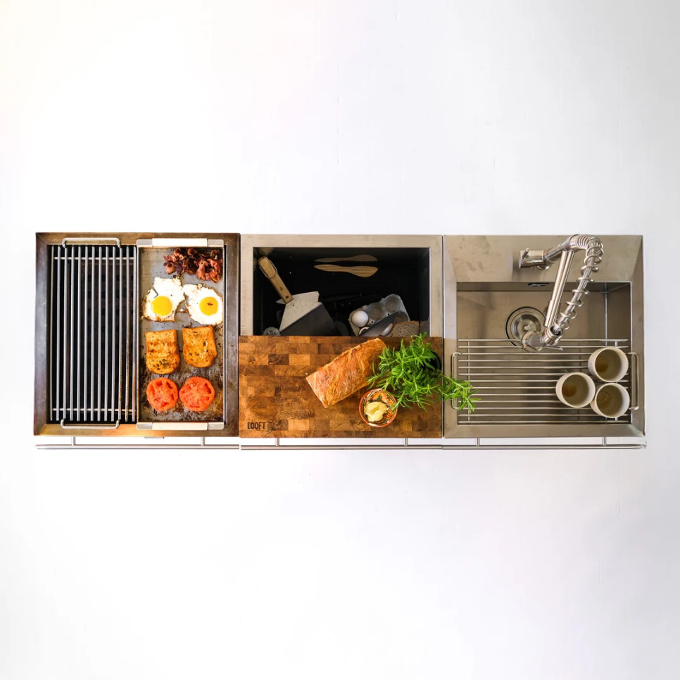 Außenküche, komplett mit Holzkohlegrill, Arbeitsfläche & Spüle – Looft