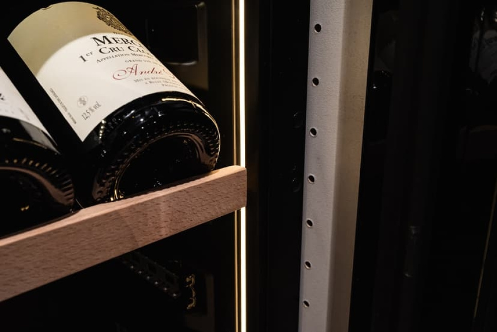 Weinkühlschrank Kitchen Collection 40, Zwei Zonen, Schwarz - Vigneron