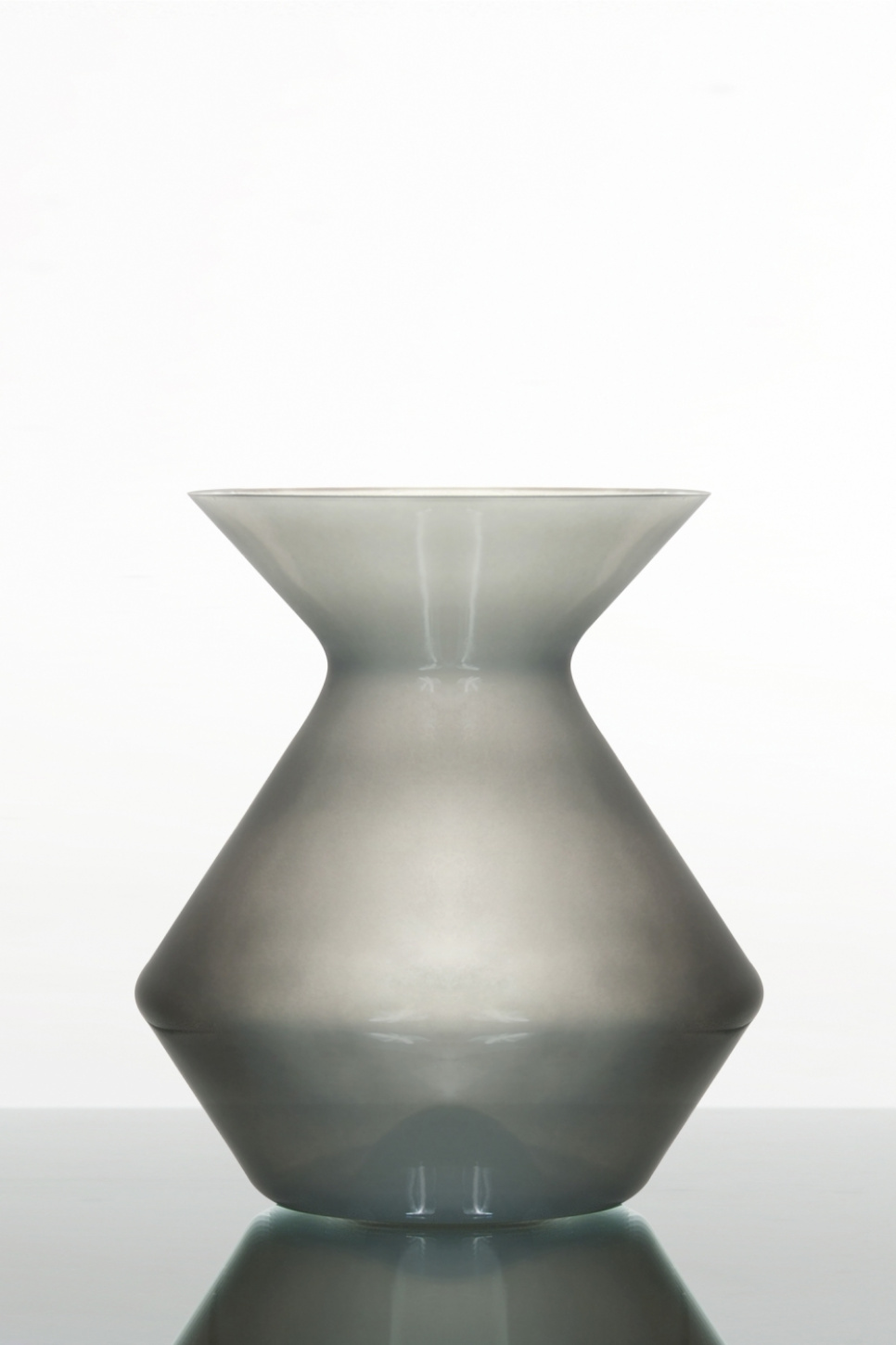 Spucknapf für Weinproben, Spitoon 250, 2600ml, Grau - Zalto in der Gruppe Bar & Wein / Weinzubehör / Sonstiges Weinzubehör bei The Kitchen Lab (2142-28041)