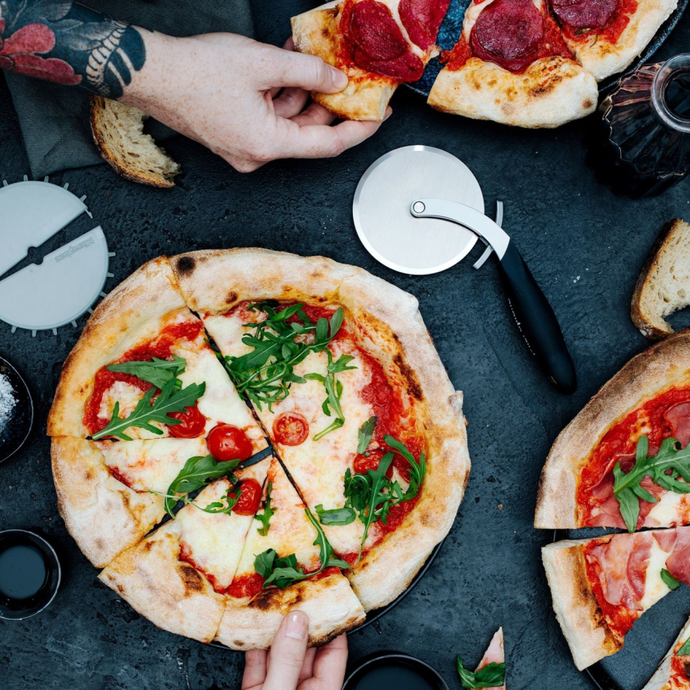 Pizzarad, Professional Pizza Wheel - Microplane
