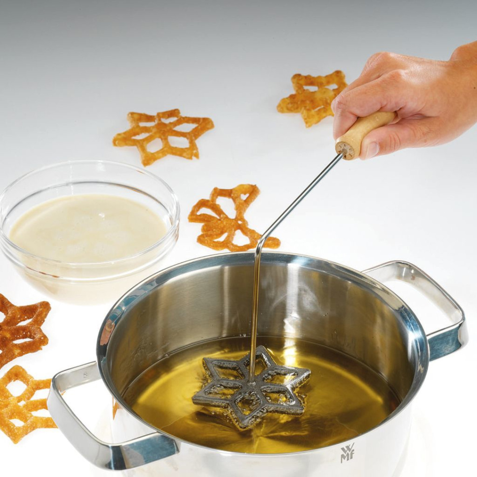 Straußeneisen mit drei Figuren - Westmark