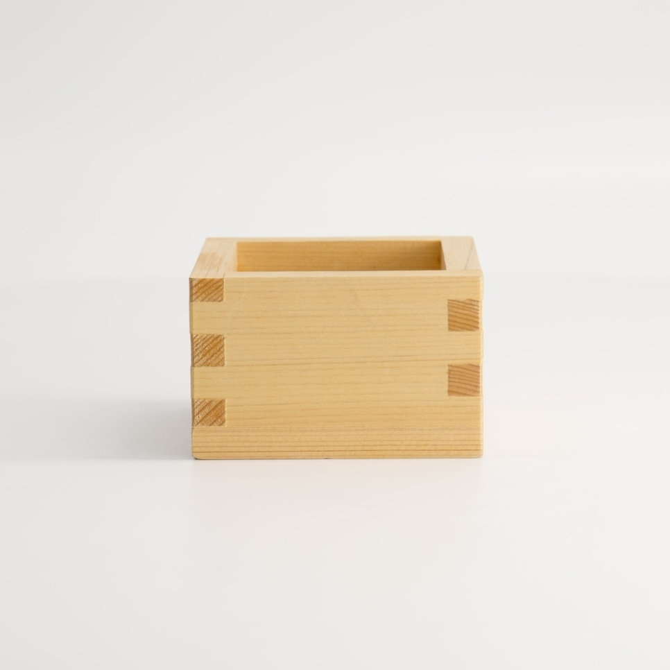 Masu, Sake-Becher aus Holz, 8 x 8 cm in der Gruppe Kochen / Küchenutensilien / Asiatische Küche bei The Kitchen Lab (2252-33065)