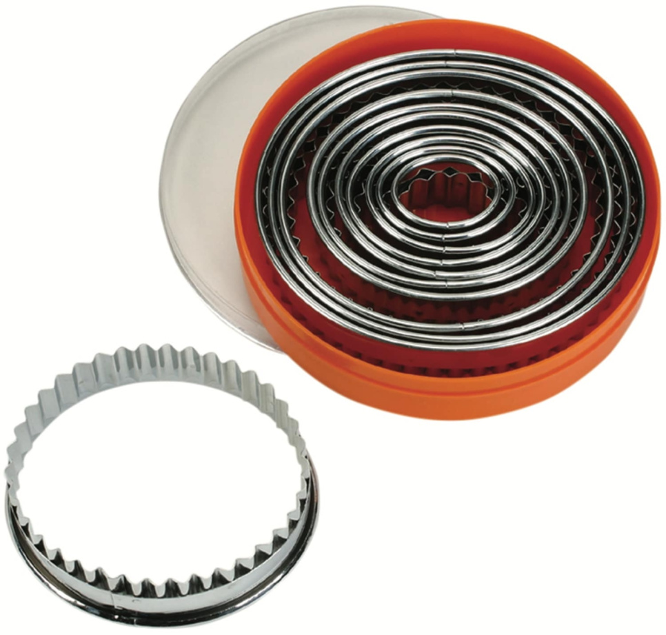 Gewellte ovale Ausstecher, Set mit 12 Teilen - Schneider in der Gruppe Backen / Backutensilien / Ausstecher & Stanzringe bei The Kitchen Lab (2254-33775)