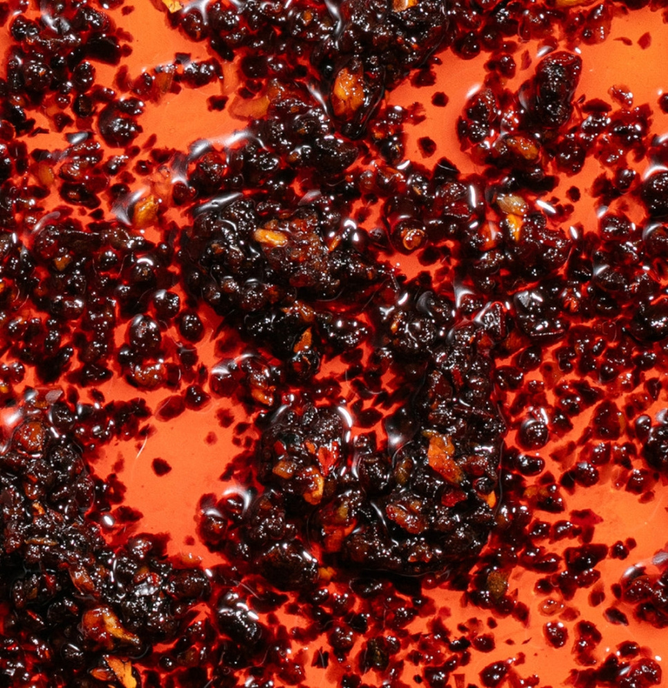 Smoky Chili Oil, rauchiges Chili-Öl 240 g - White Mausu