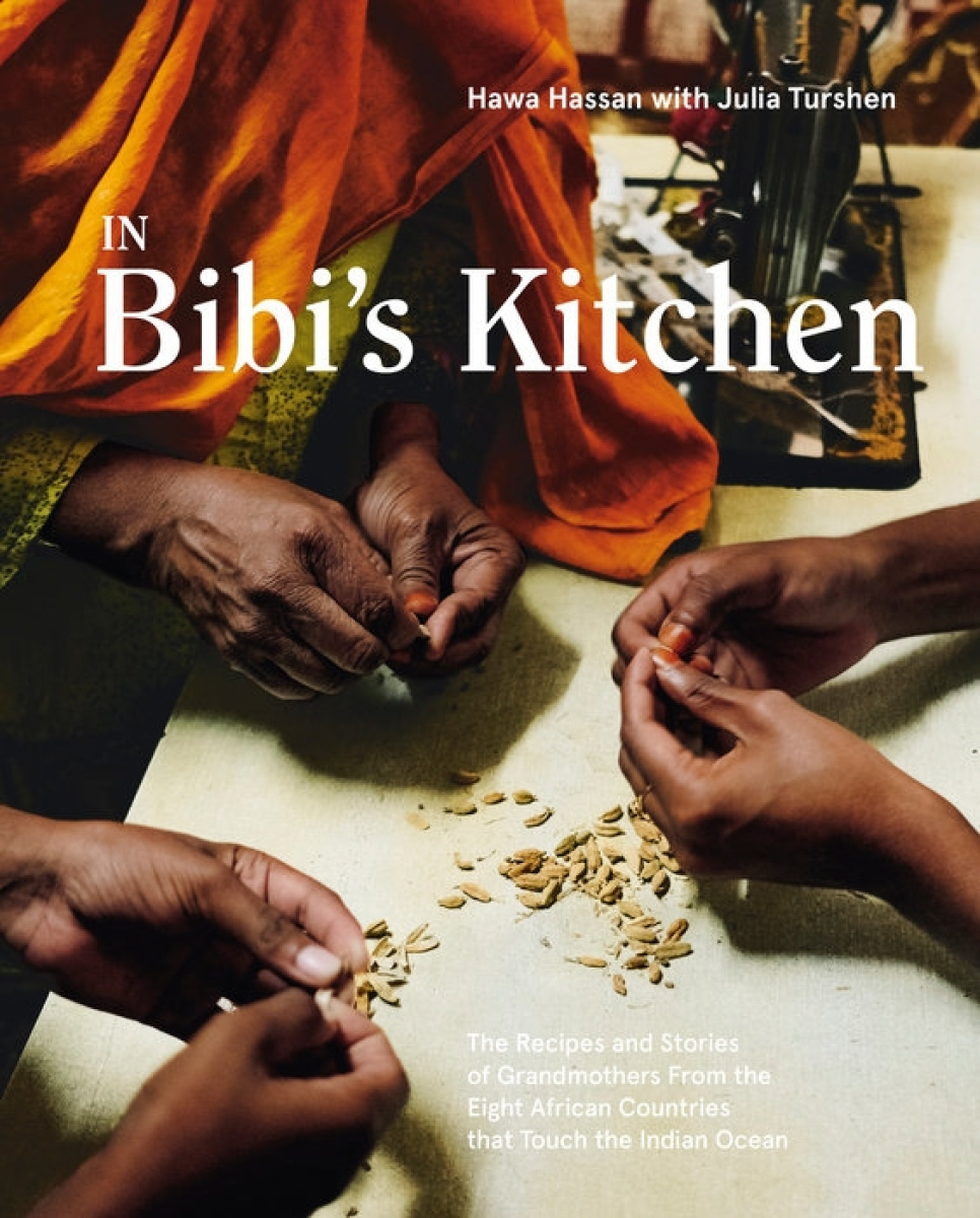 In Bibi´s Kitchen - Hawa Hassan, Julia Turshen in der Gruppe Kochen / Kochbücher / Nationale & regionale Küche / bei The Kitchen Lab (2304-36025)